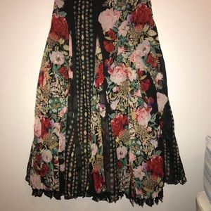Floral skirt!!